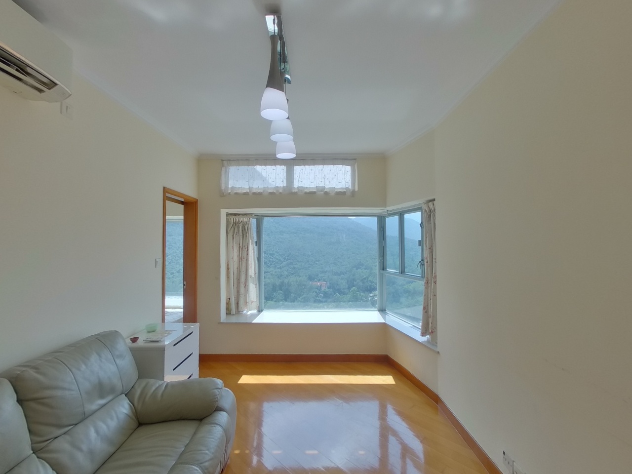 蓝天海岸 1期 2座 高层 F室 东涌