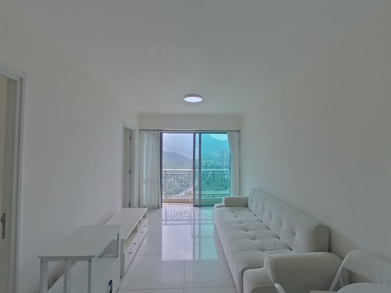 CARIBBEAN COAST PHASE 4 CRYSTAL COVE - Tower 15 High Floor Zone Flat E Tung Chung