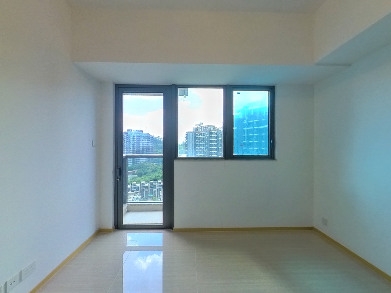 凱和山 5座 極高層 J室 深井/青山公路