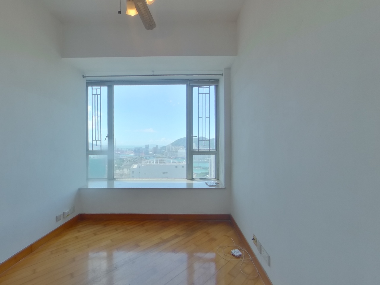 樂悠居 高層 21室 荃灣