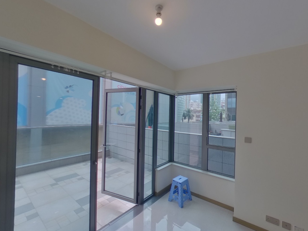 THE AURORA TOWER 2 Low Floor Zone Flat D Tsuen Wan