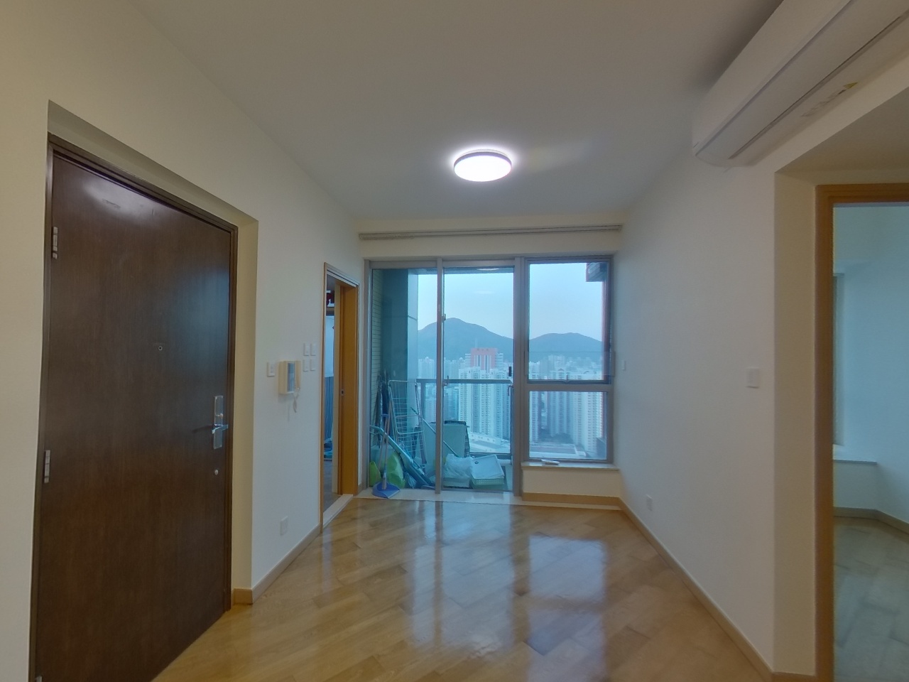 瓏門 1期 5座 極高層 E室 屯門