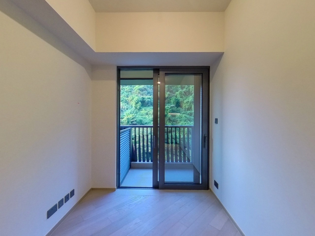 LE MONT PHASE 3 - Tower 5 Very High Floor Zone Flat D6 Tai Po