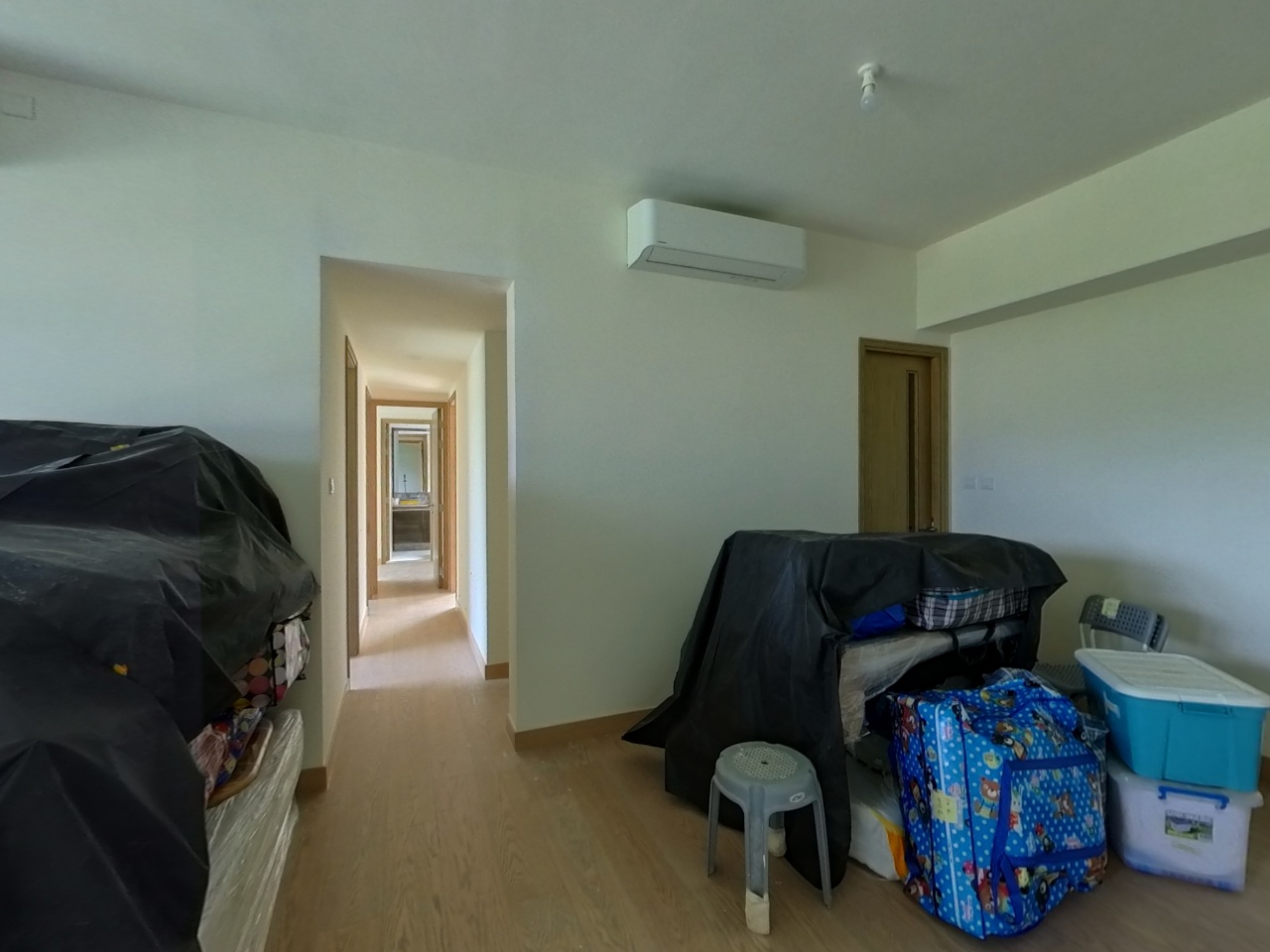 名日．九肚山 2座 中层 C室 沙田/火炭/九肚山